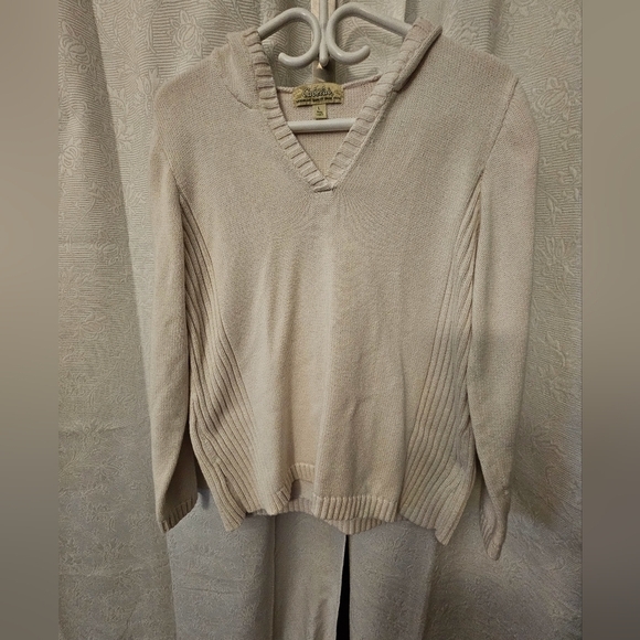 Cabelas Cozy Knit Sweater with hood - Picture 1 of 1